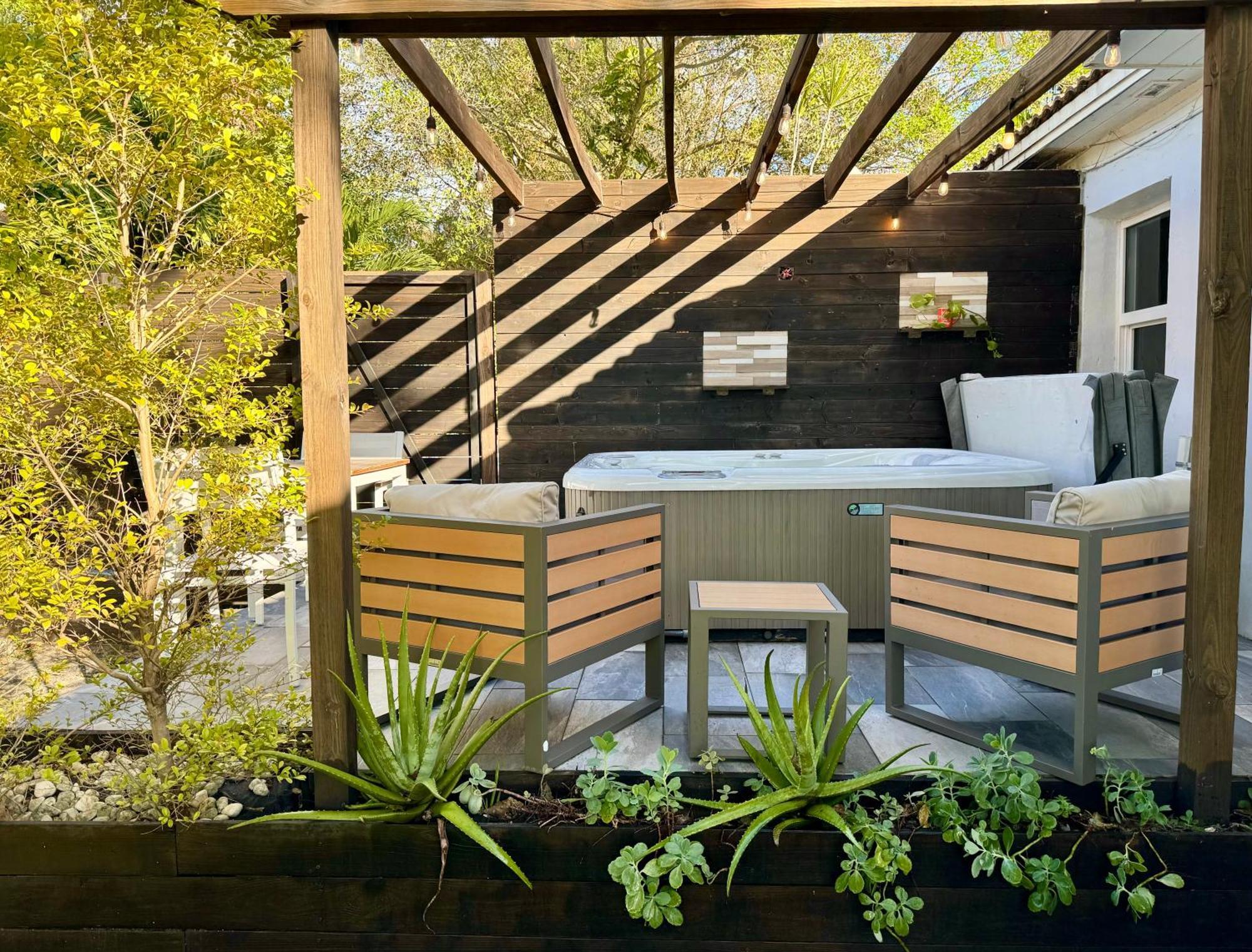 Hot Tub House On Golf Course! 10 Mins To The Beach Маямі Екстер'єр фото